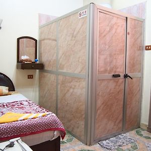 Private Bathroom Single Room